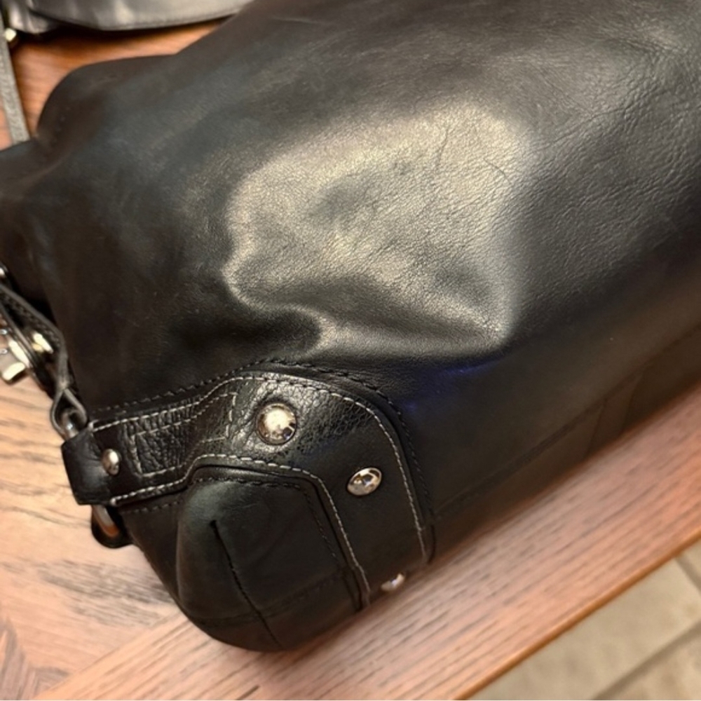 VINTAGE COACH Black Leather Carly Bag - Picture 11 of 16